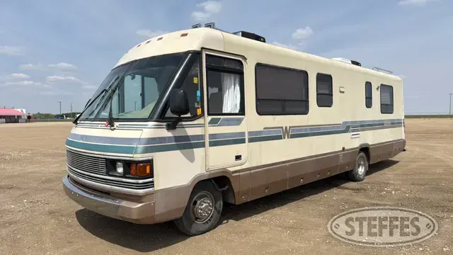 1990 Winnebago Chieftain