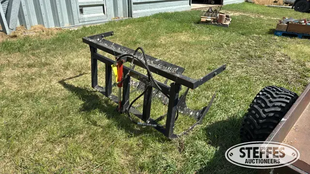 Grapple attachment