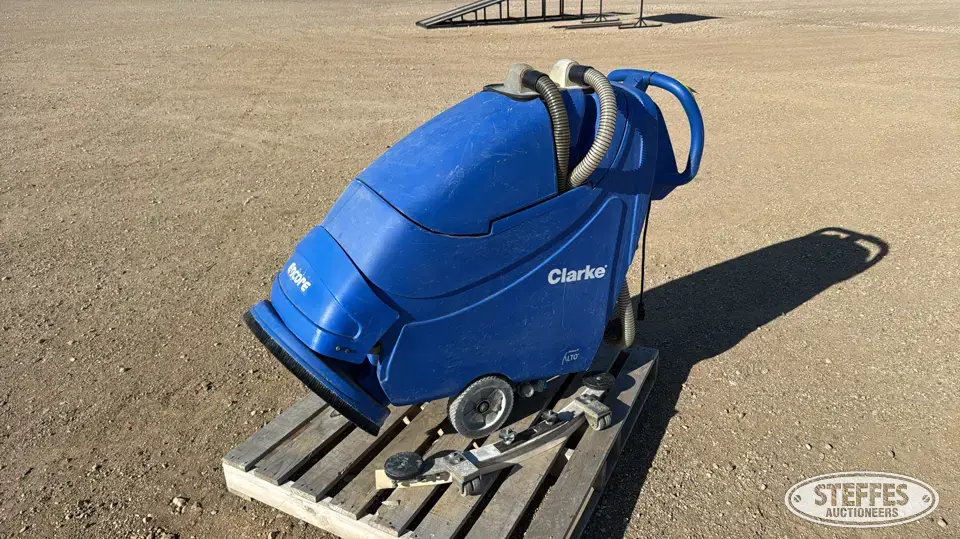 Clarke Encore S-17 Personal Property