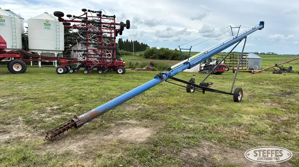 Brandt 845 Straight Auger