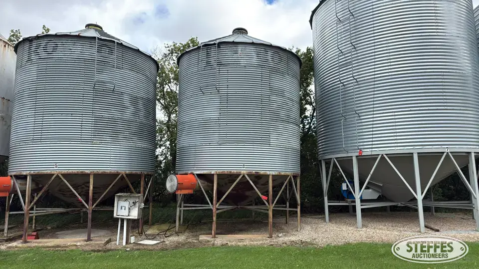 Rosco hopper bin