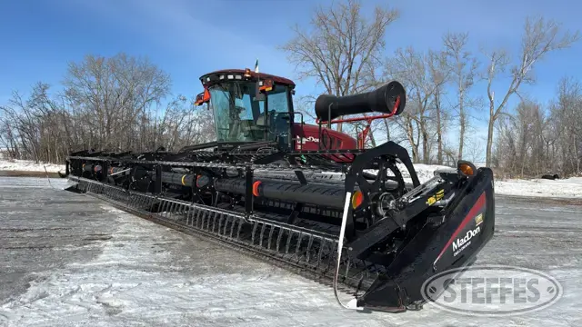 2013 MacDon M155 Dual Direction