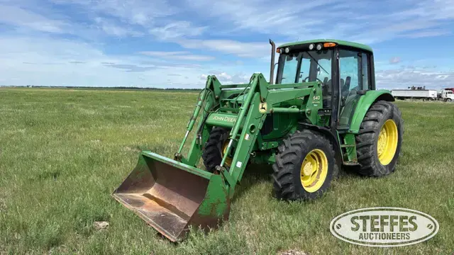 2002 John Deere 6420