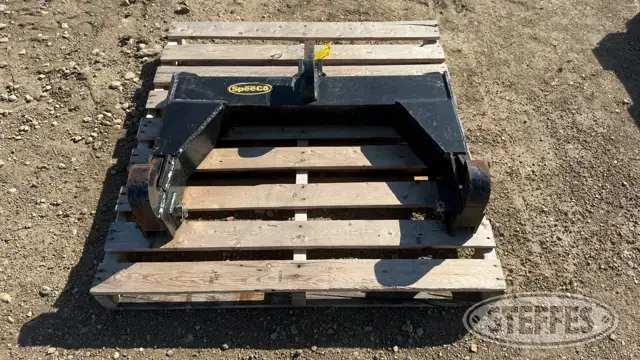SpeeCo quick hitch
