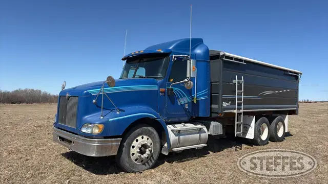 2005 International 9400i