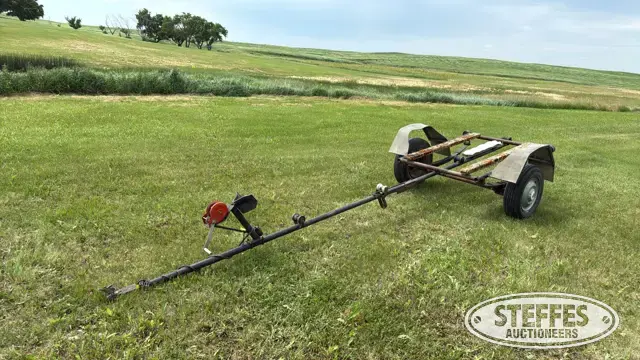 Single axle boat trailer