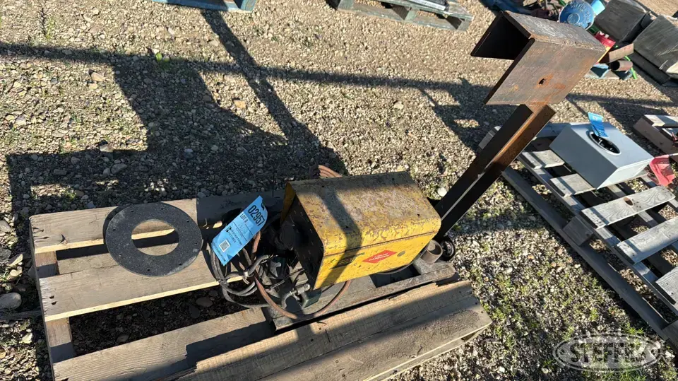 Esab WFU-30 Welding