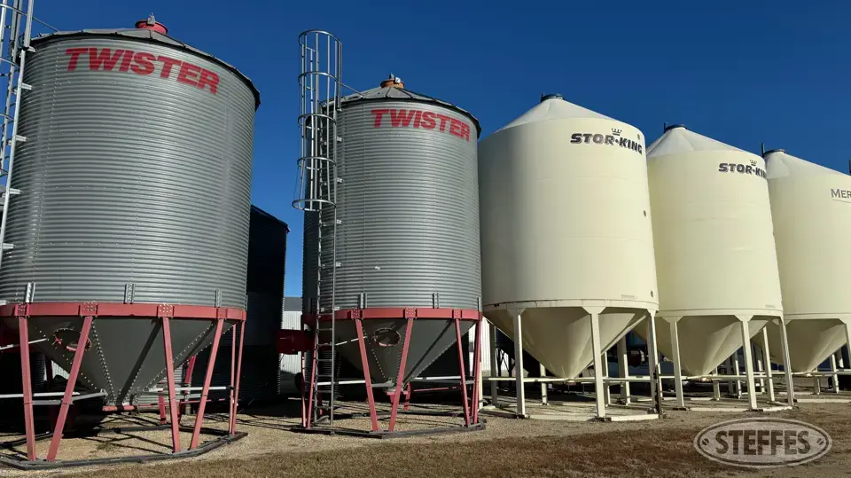 Twister Hopper Bin
