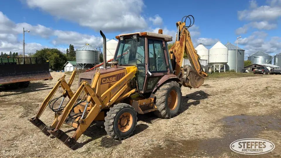 Case 580 Super K Loader Backhoe