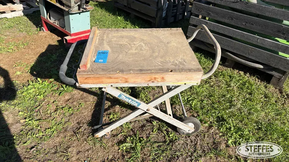 Makita folding saw stand General Tools and Shop Supply