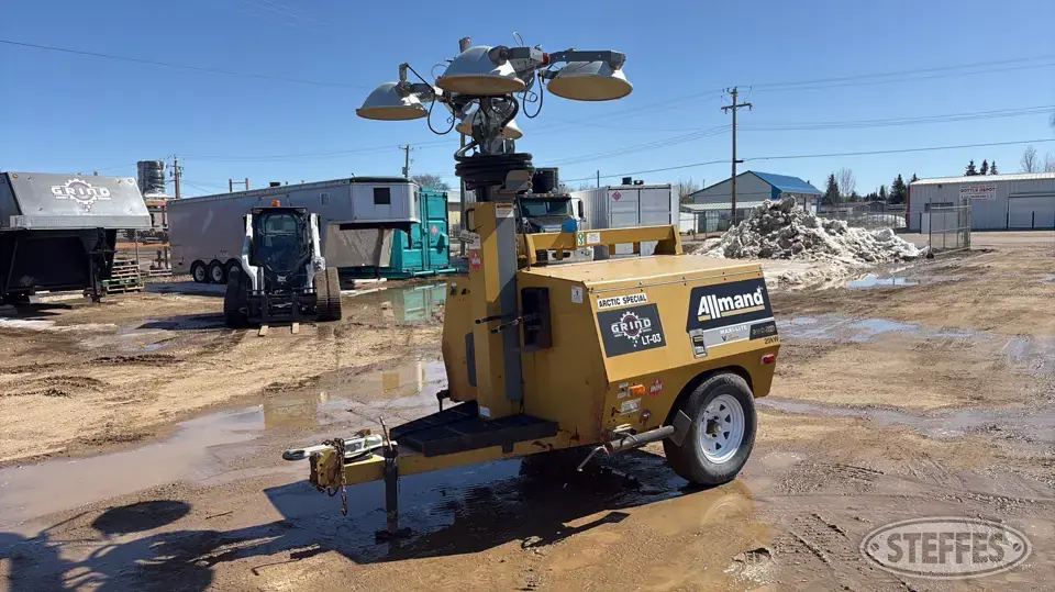2013 Allmand Bros Maxi-Lite SHO-HD Light Tower