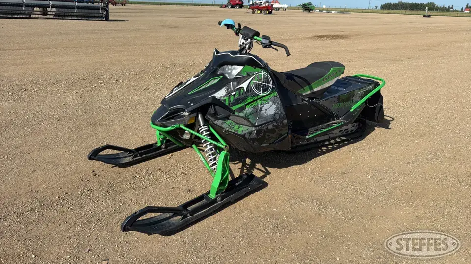 2010 Arctic Cat Sno Pro 600 Snowmobile