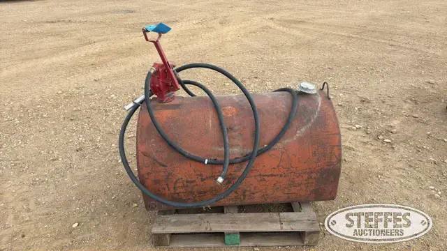 Fuel transfer tank