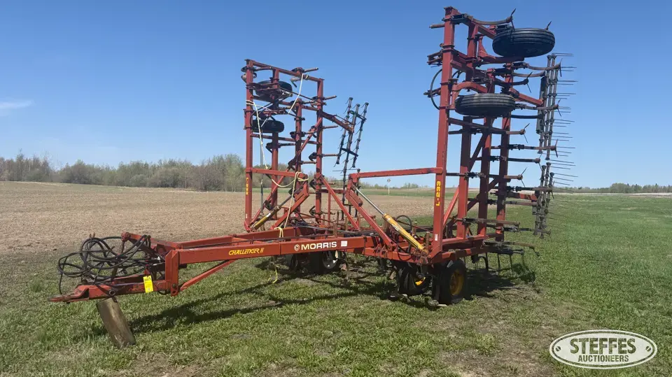 Morris L233 Field Cultivator