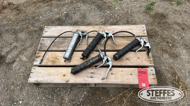(4) Manual grease guns
