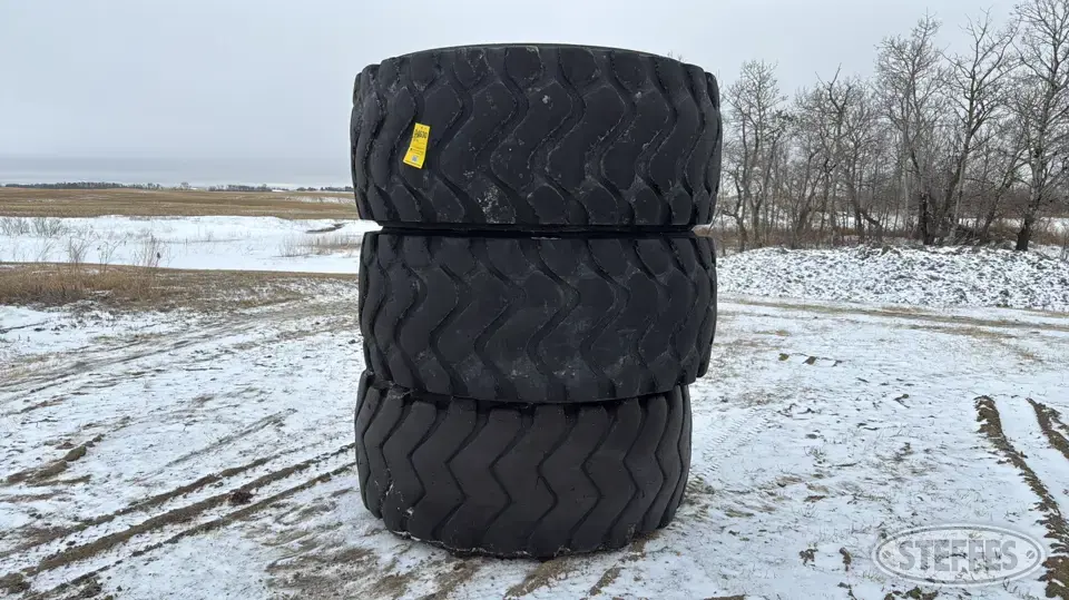 (3) Michelin 29.5R25 tires Construction Equipment Tire