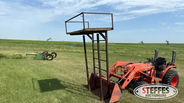 Shop-built bucket scafold