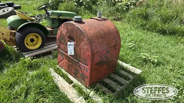 Westeel-Rosco fuel transfer tank