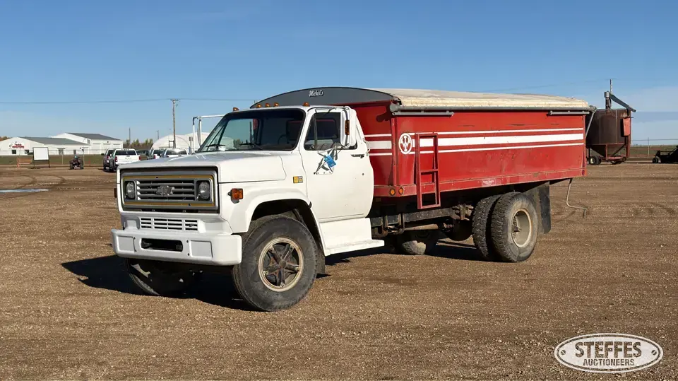 1982 Chevrolet C70 Grain Truck