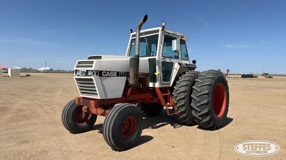 1981 Case 2390 2WD Tractor