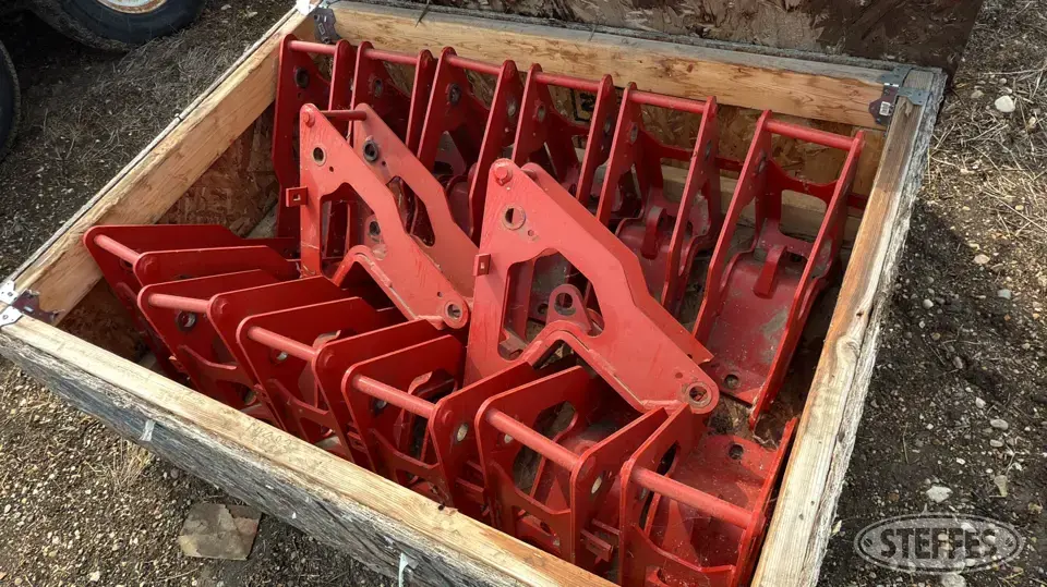 (14) Bourgault knuckles Ag Equipment Part