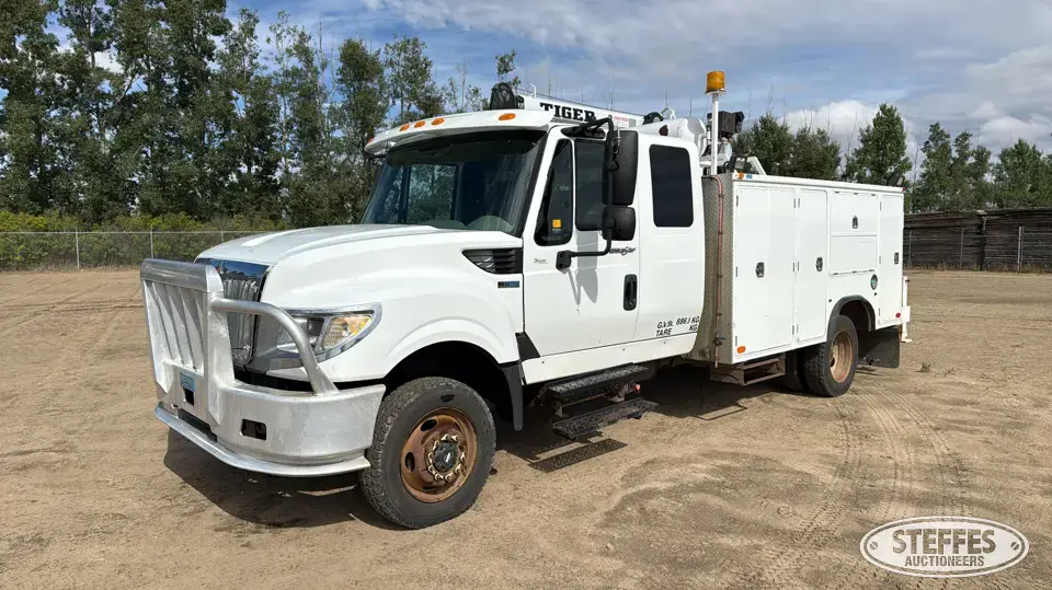2014 International TerraStar SFA Service Utility Truck