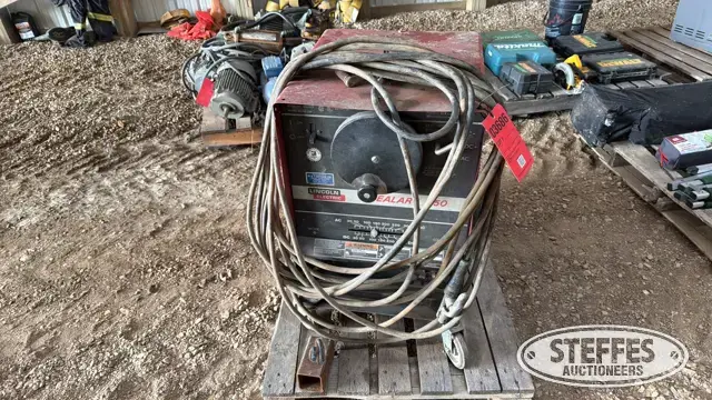 Lincoln Electric Idealarc 250