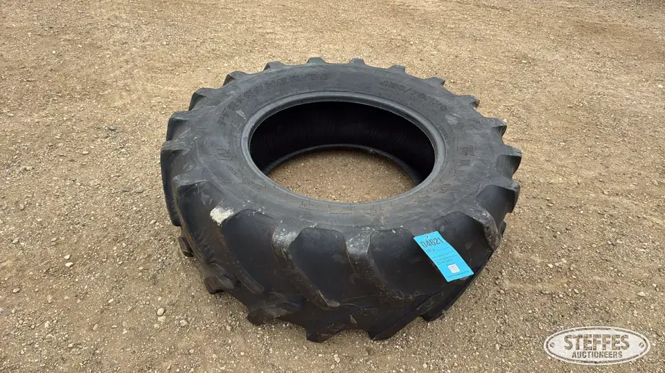 Firestone 420/70R28 tire Tractor-Implement Tire