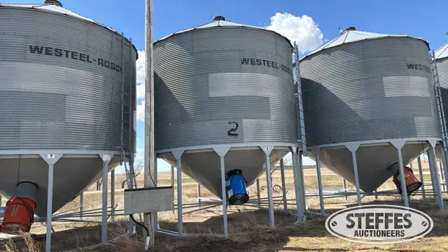 Westeel-Rosco 1805 hopper bin