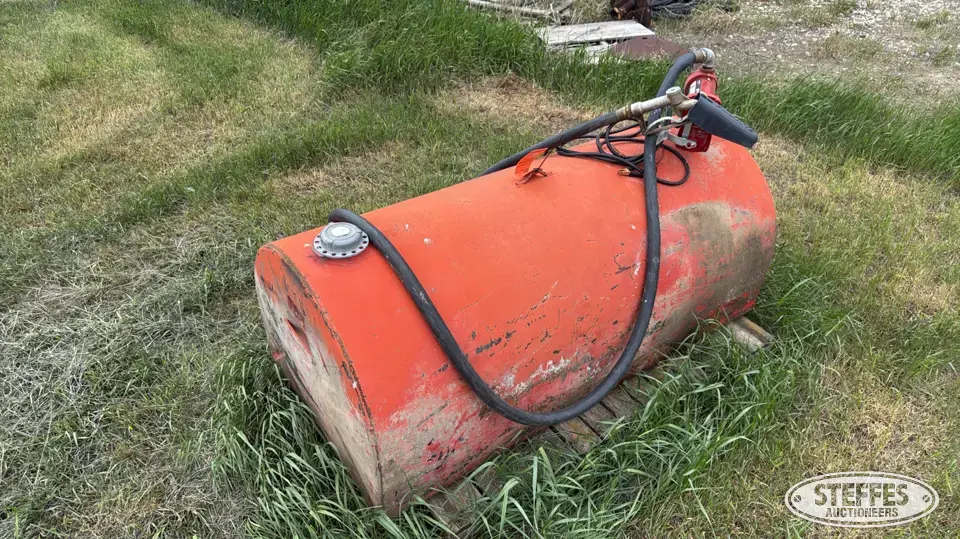 Westeel 100 gal. fuel transfer tank Fuel Tank
