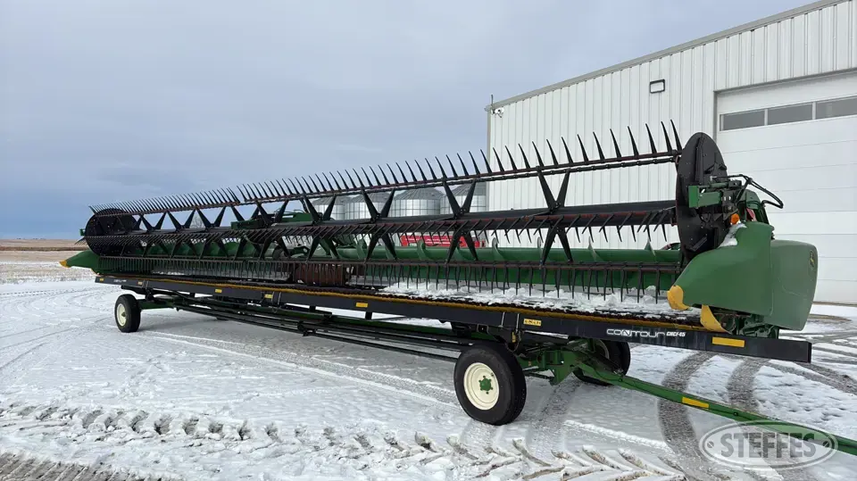 2017 John Deere 645FD Draper Head