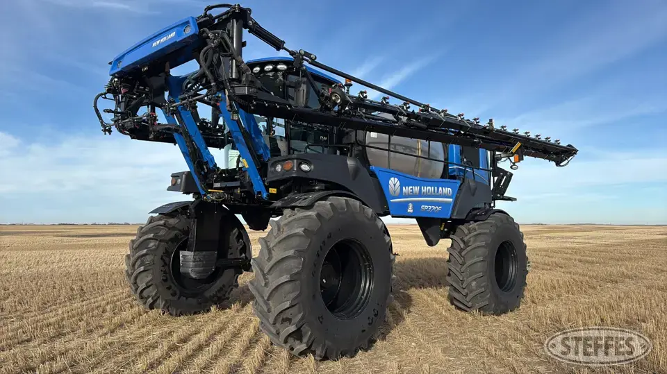 2023 New Holland SP370F Self-Propelled Sprayer