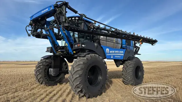 2023 New Holland SP370F