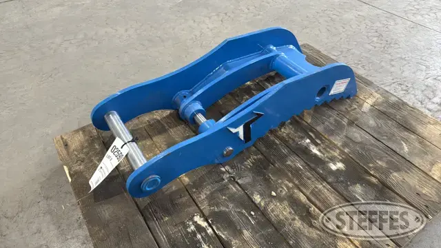 Taurox mini-excavator thumb