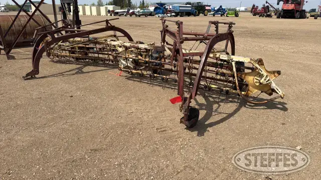 New Holland 56