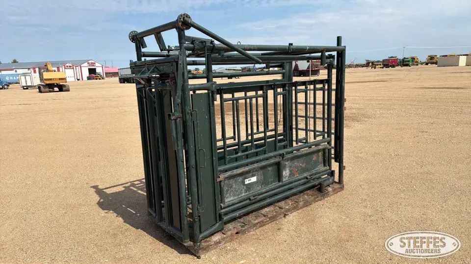 Rugged Equipment squeeze chute