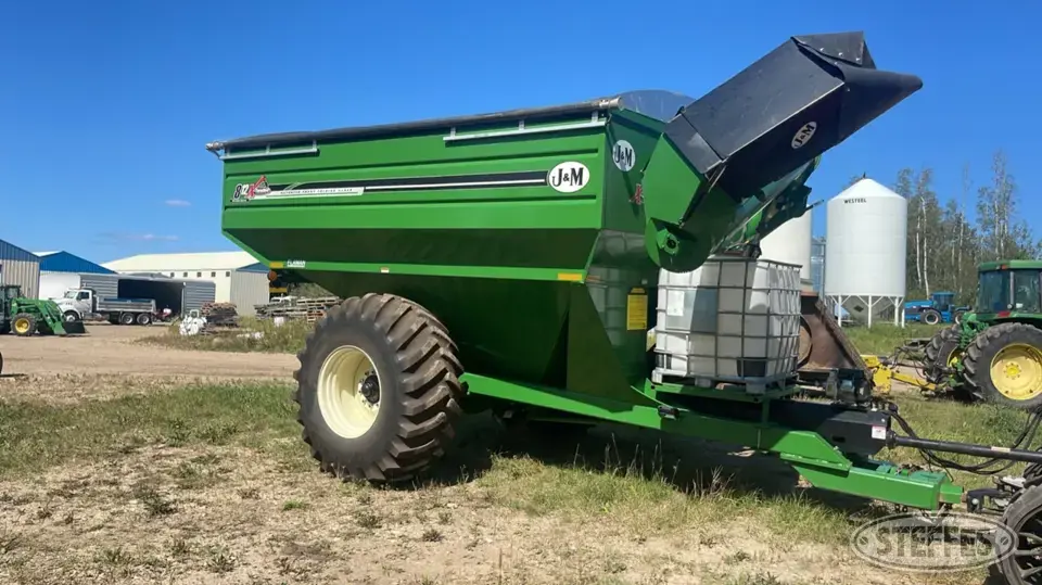 J&M 812 X-Tended Grain Cart