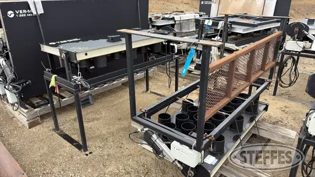 (2) Ver-Mac arrow boards