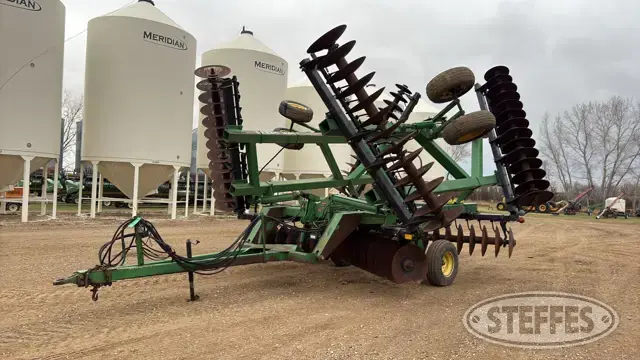 1996 John Deere 650