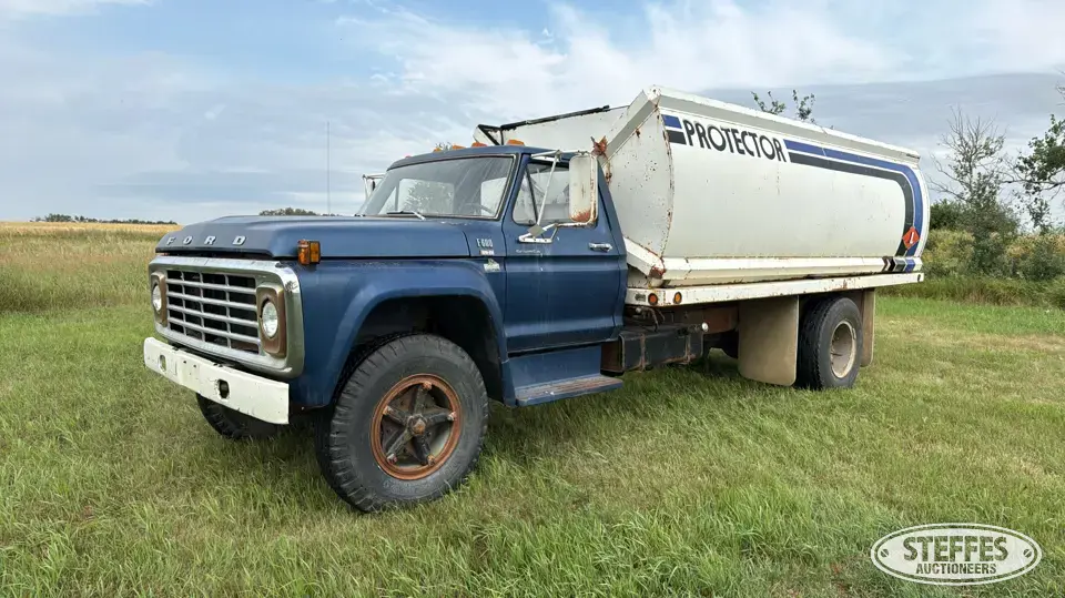 1979 Ford F-600 Grain Truck