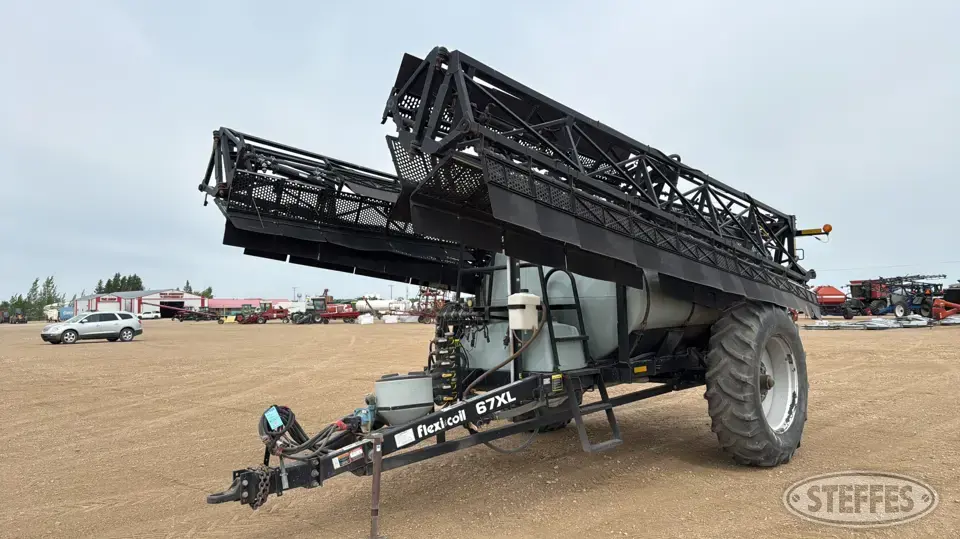 Flexi-Coil 67XL Pull-Type Sprayer