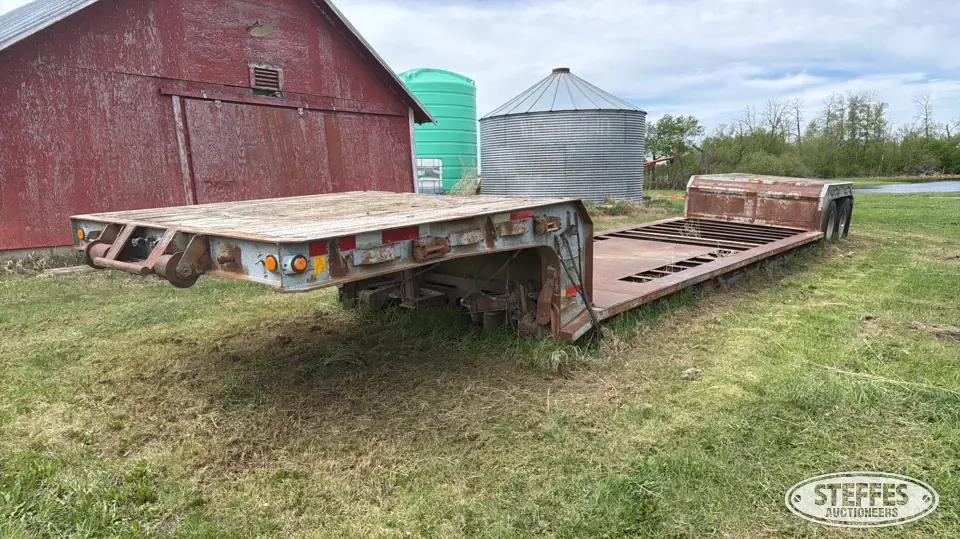 1987 Aspen Lowboy Trailer