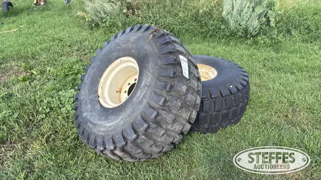 (2) Goodyear Softrac II 21.5L-16.1SL tires