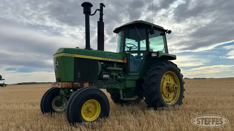1977 John Deere 4430 2WD Tractor