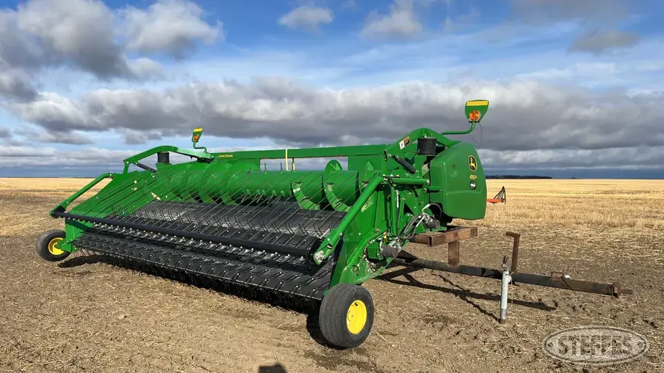 2016 John Deere 615P Pickup Head