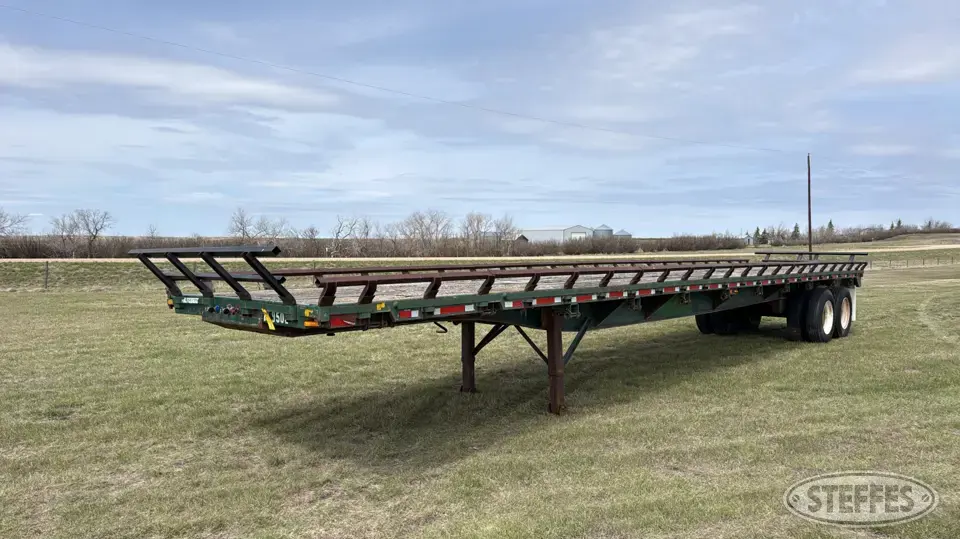 1987 Utility Semi Flatbed Trailer