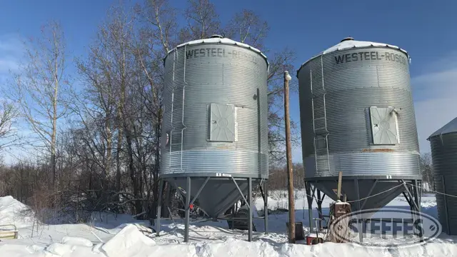 Westeel-Rosco hopper bin