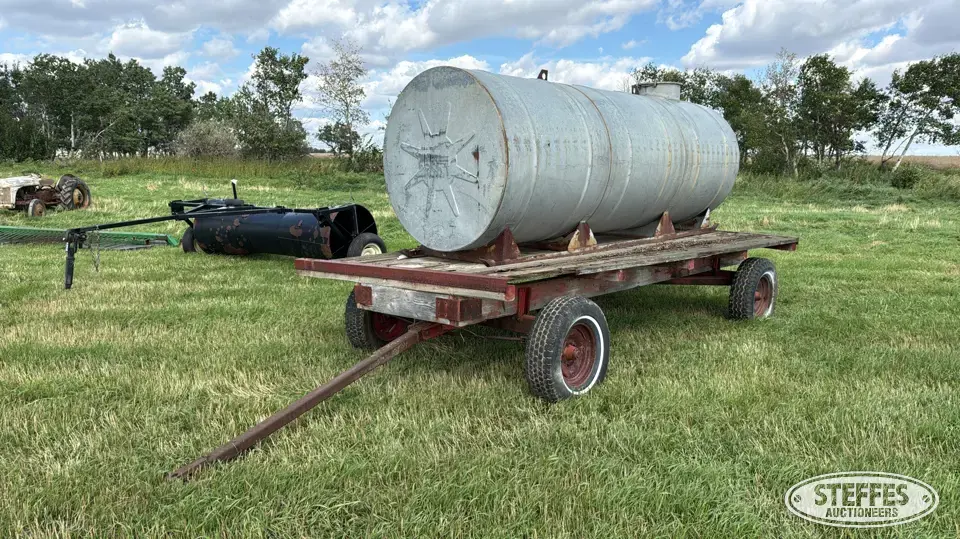 Shop-built water tender