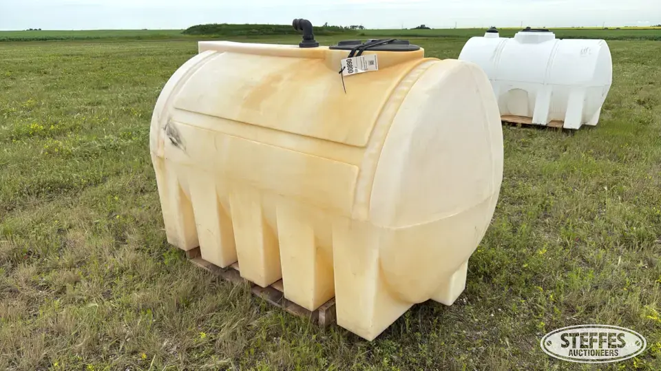 500 gal. poly tank