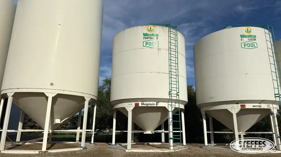 Westeel hopper bin